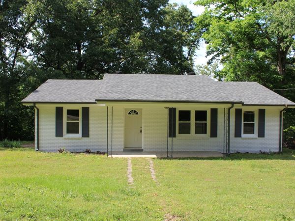 22 Gray Dr , Erin, TN 37061