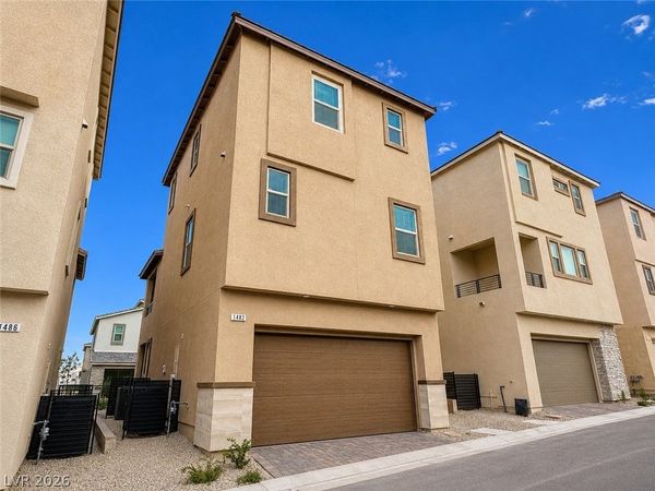 1482 Upland Sandpiper Street , Las Vegas, NV 89138