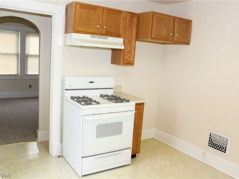 323 S Hazelwood Avenue, Youngstown, OH 44509 Photo 21