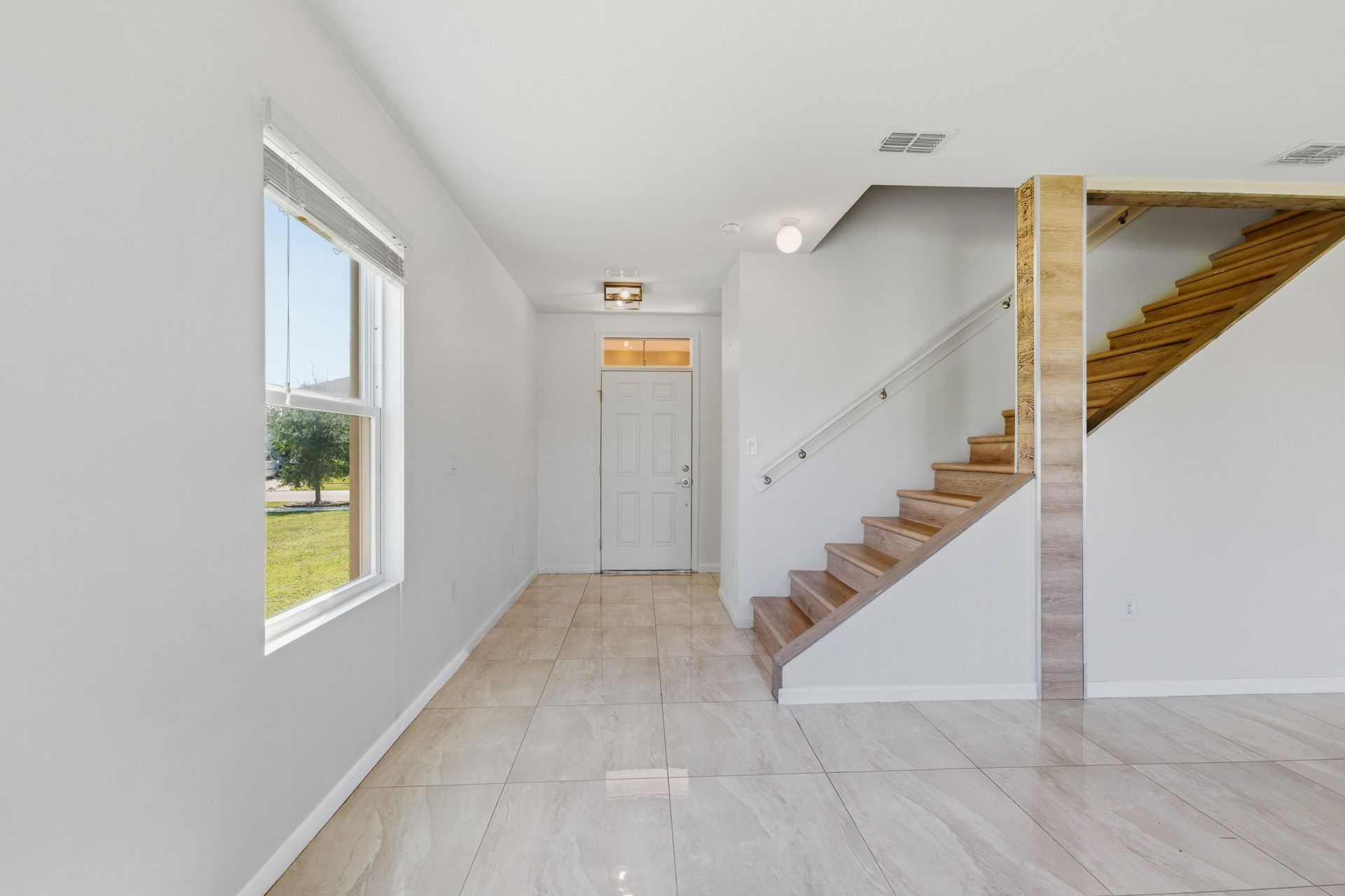3044 Woodswalk Drive, Fort Pierce, FL 34945 Photo