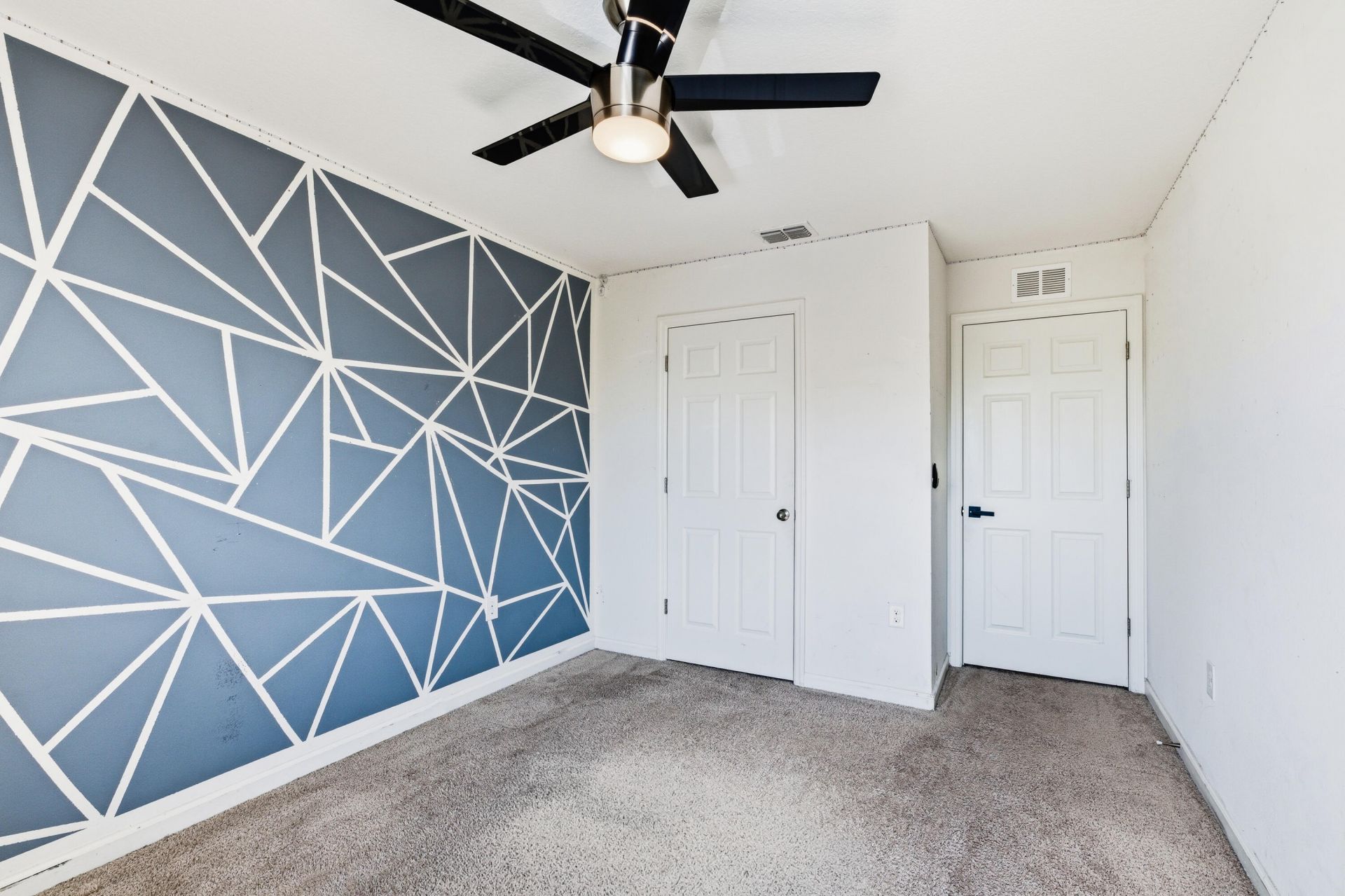 3044 Woodswalk Drive, Fort Pierce, FL 34945 Photo