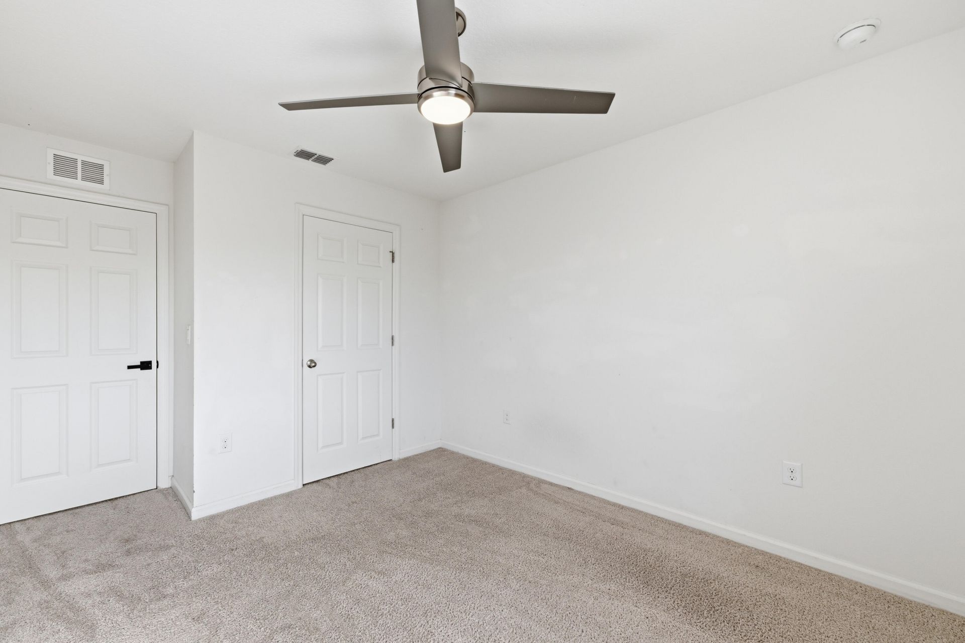 3044 Woodswalk Drive, Fort Pierce, FL 34945 Photo