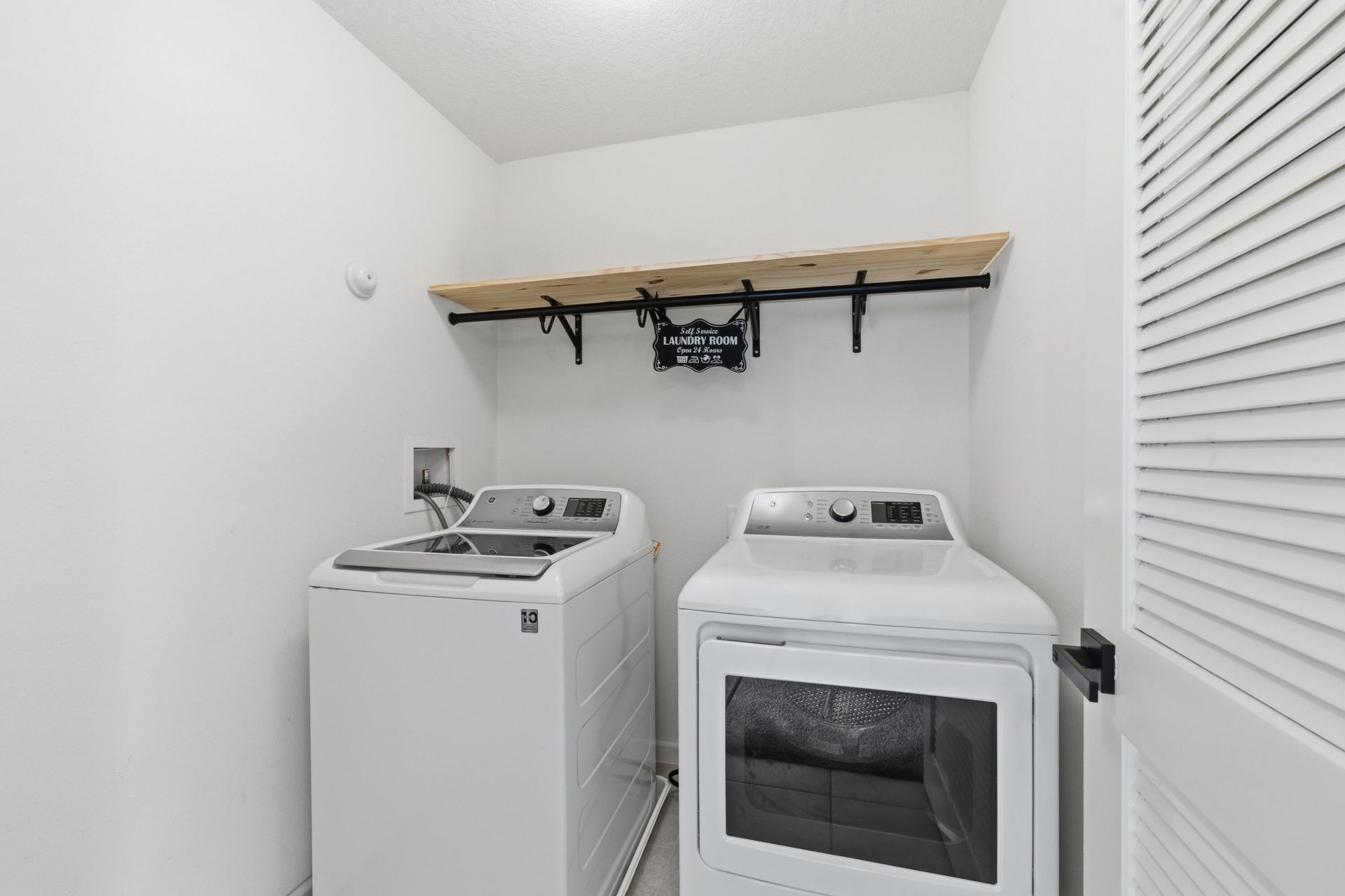 3044 Woodswalk Drive, Fort Pierce, FL 34945 Photo