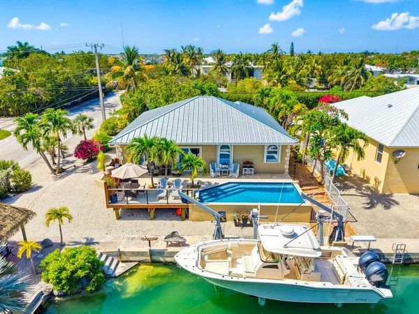 21012 6th Avenue, Cudjoe, FL 33042