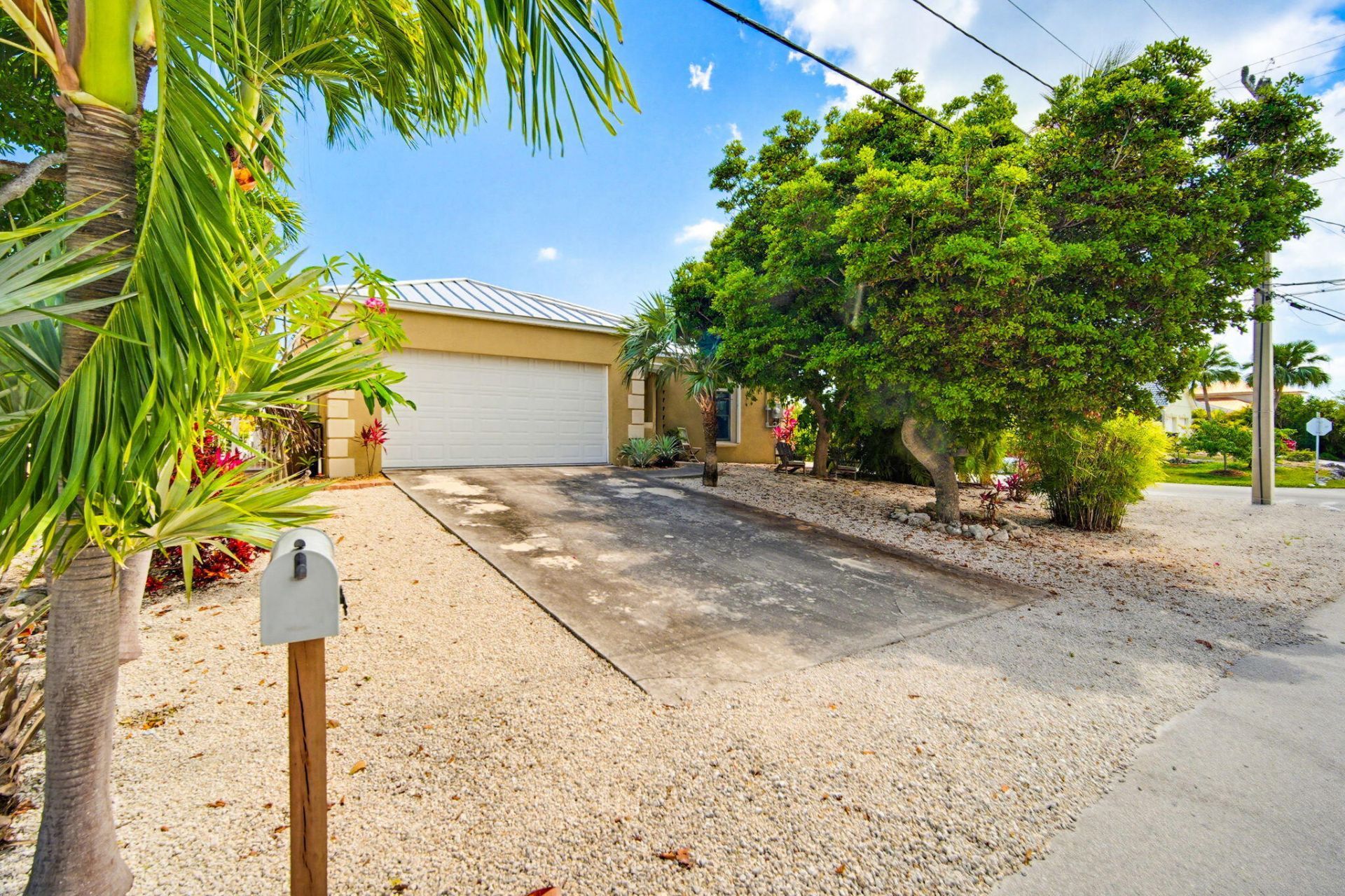 21012 6th Avenue, Cudjoe, FL 33042 Photo