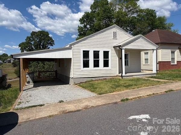 406 realty Street, Lenoir, NC 28645