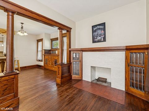 Main Photo