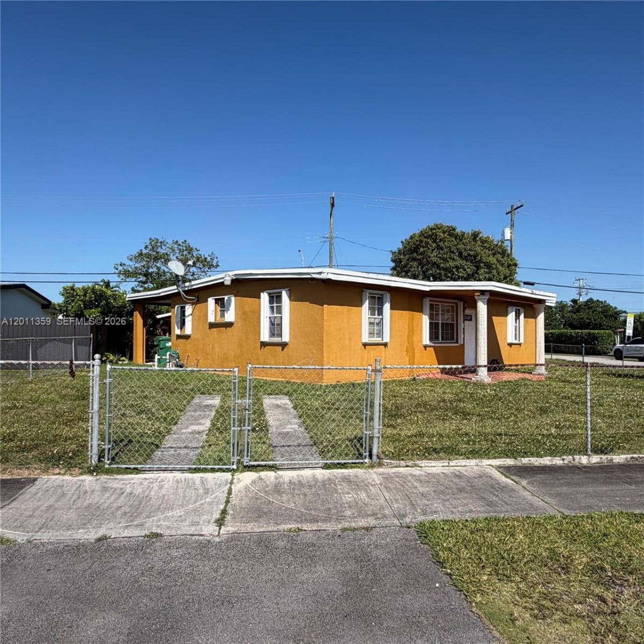 4321 SW 107th Ct, Miami, FL 33165 Photo