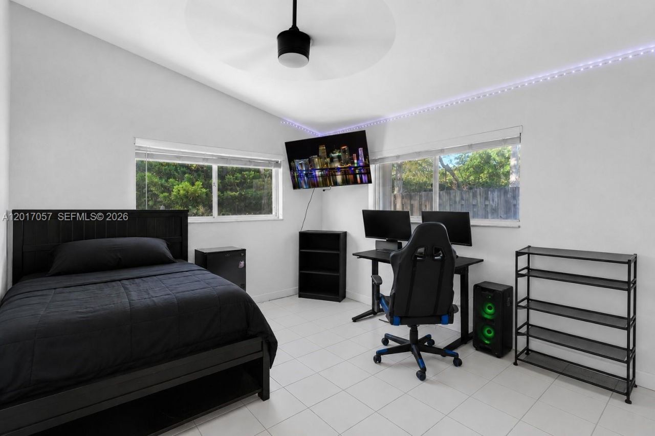 9470 NW 33rd Mnr, Sunrise, FL 33351 Photo