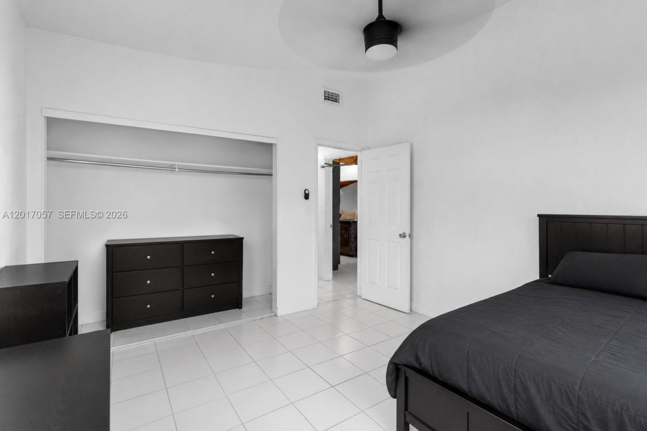 9470 NW 33rd Mnr, Sunrise, FL 33351 Photo