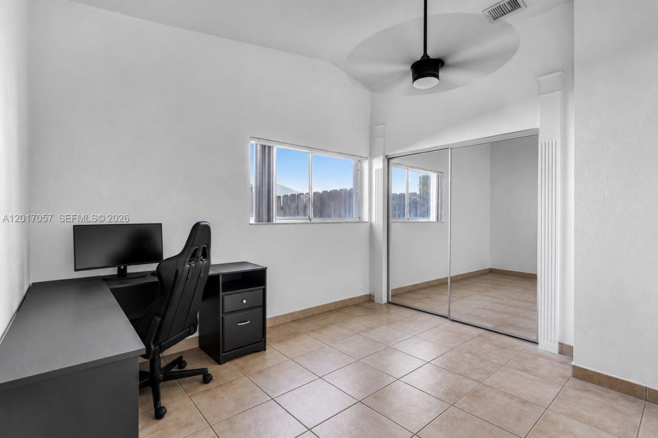 9470 NW 33rd Mnr, Sunrise, FL 33351 Photo