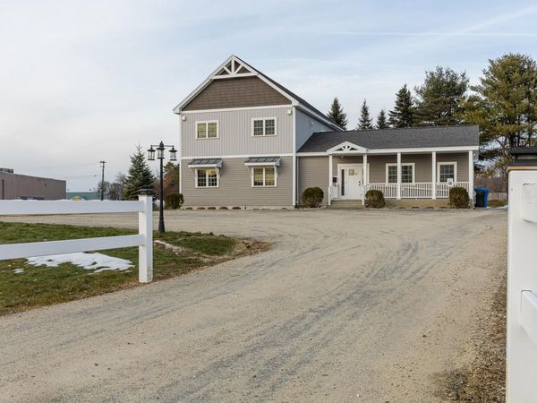 6 Ames Plaza Lane, Walpole, NH 03608