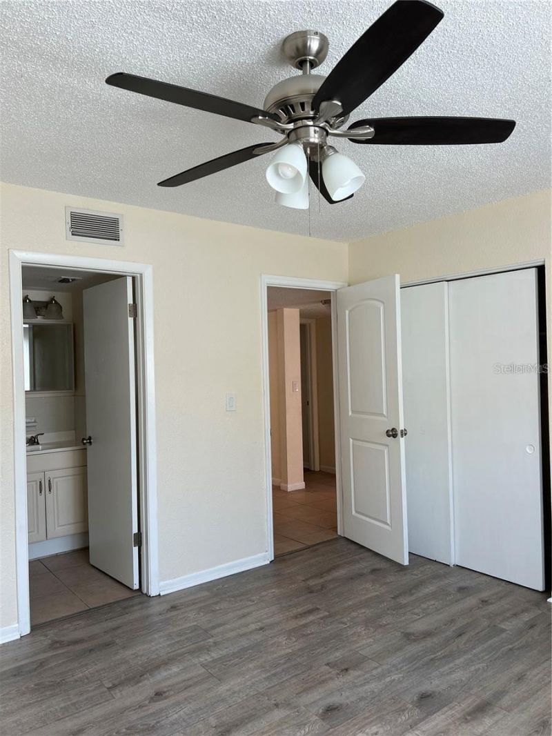 2176 Winchester Road N, Unit 2, Saint Petersburg, FL 33710 Photo