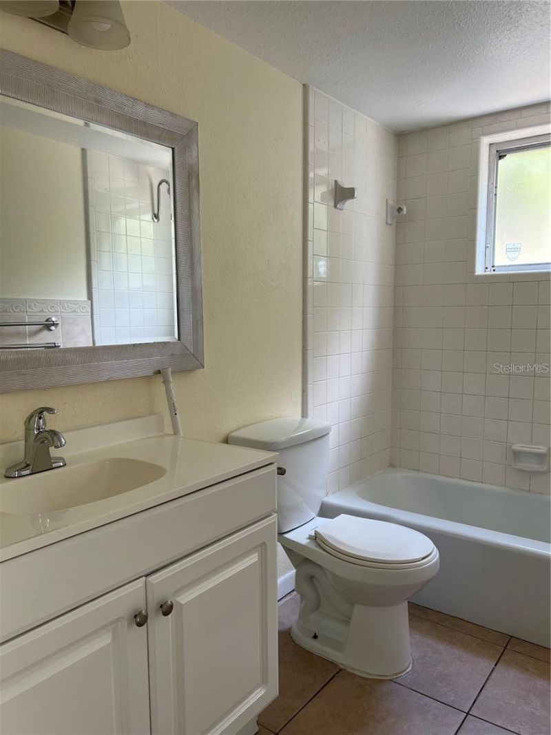 2176 Winchester Road N, Unit 2, Saint Petersburg, FL 33710 Photo