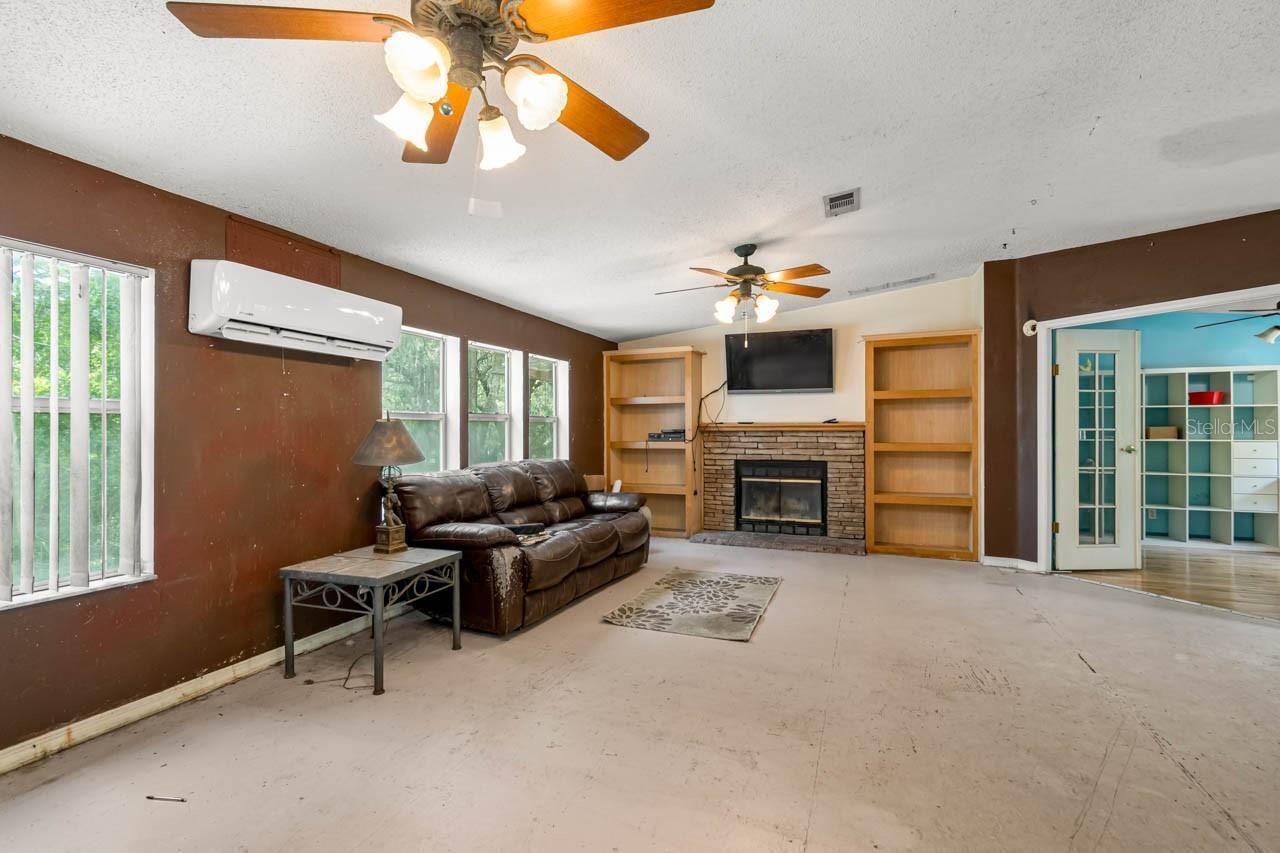 12730 Bullfrog Creek Road, Gibsonton, FL 33534 Photo
