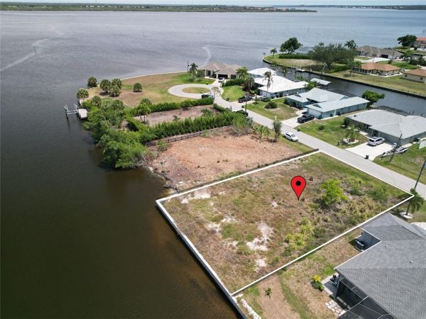 12414 QUINLAN AVENUE , PORT CHARLOTTE, FL 33981