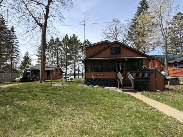 8883 Paradise Beach Road, Brainerd, MN 56401