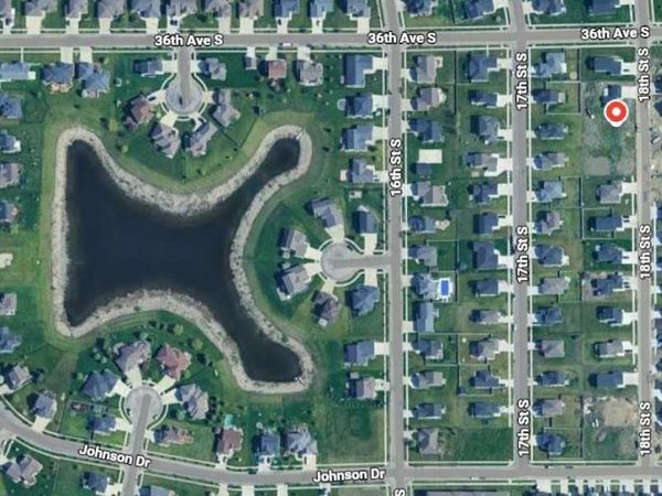 3621 18th Street S, Moorhead, MN 56560