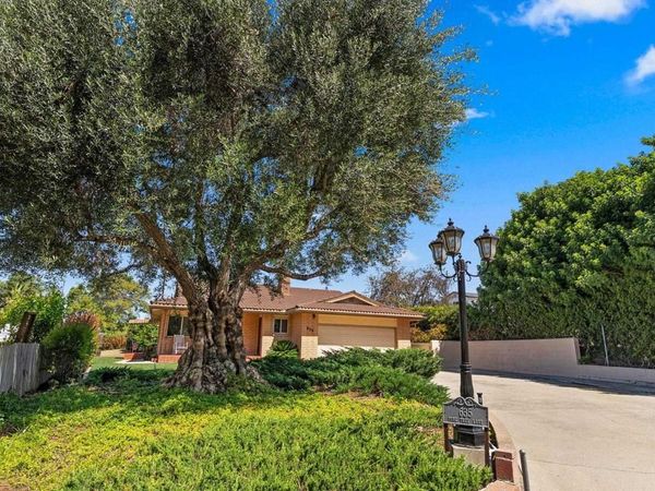 635 Pine Tree Lane, Vista, CA 92081