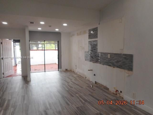6388 E Pinehurst Cir E , Unit C30, Tamarac, FL 33321 Photo