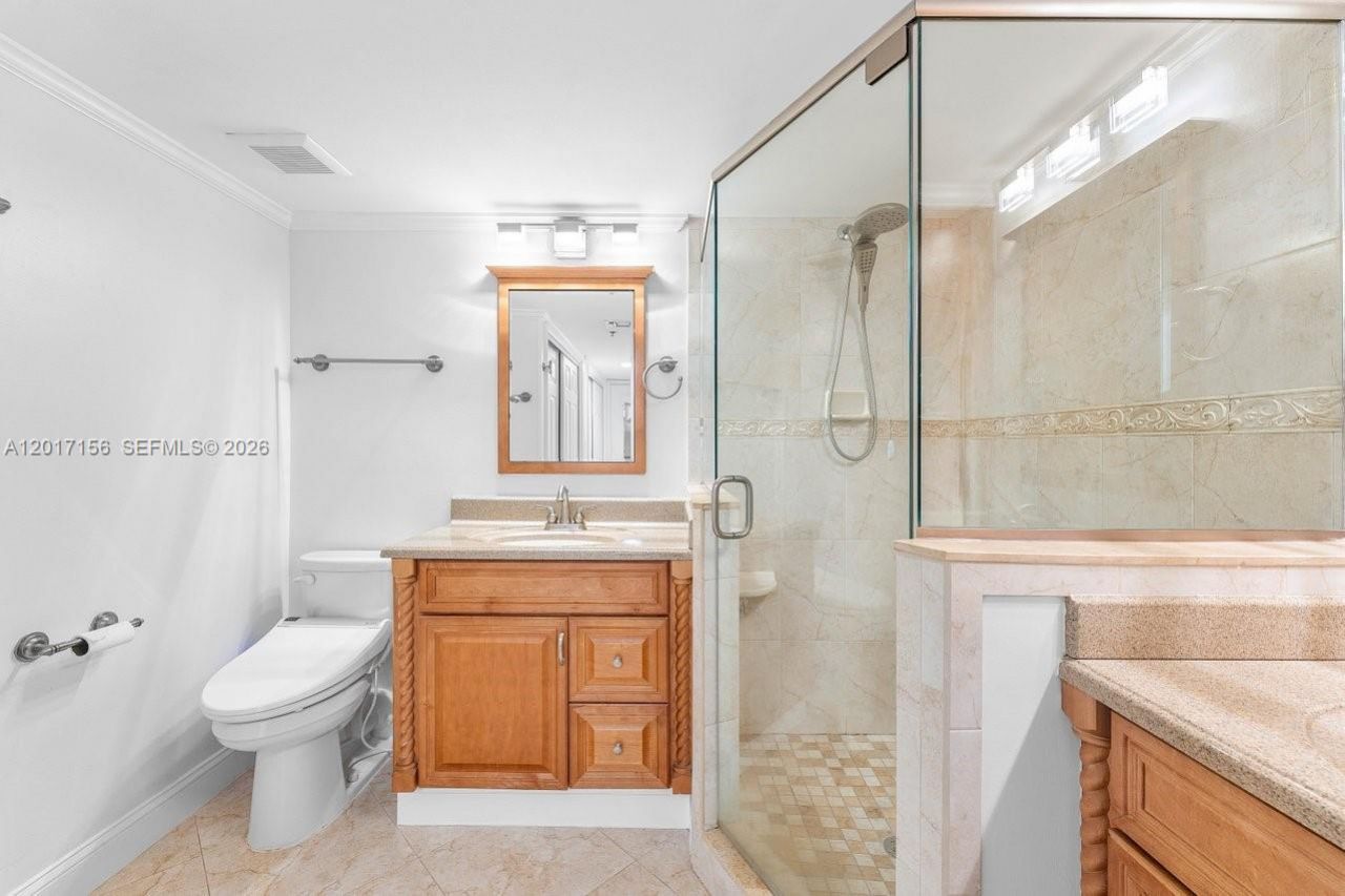 364 Golfview Rd, Unit 505, North Palm Beach, FL 33408 Photo