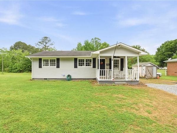 54 Stephens Road , Silver Creek, GA 30173