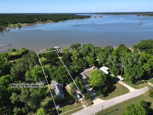 306 Oak Street, Nocona, TX 76255