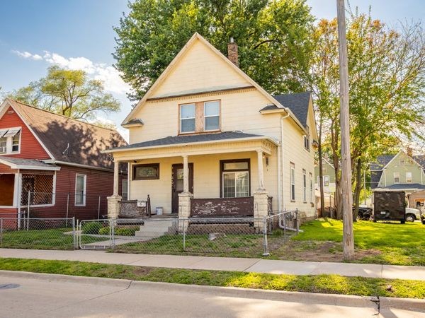 1030 15TH Street , Rock Island, IL 61201