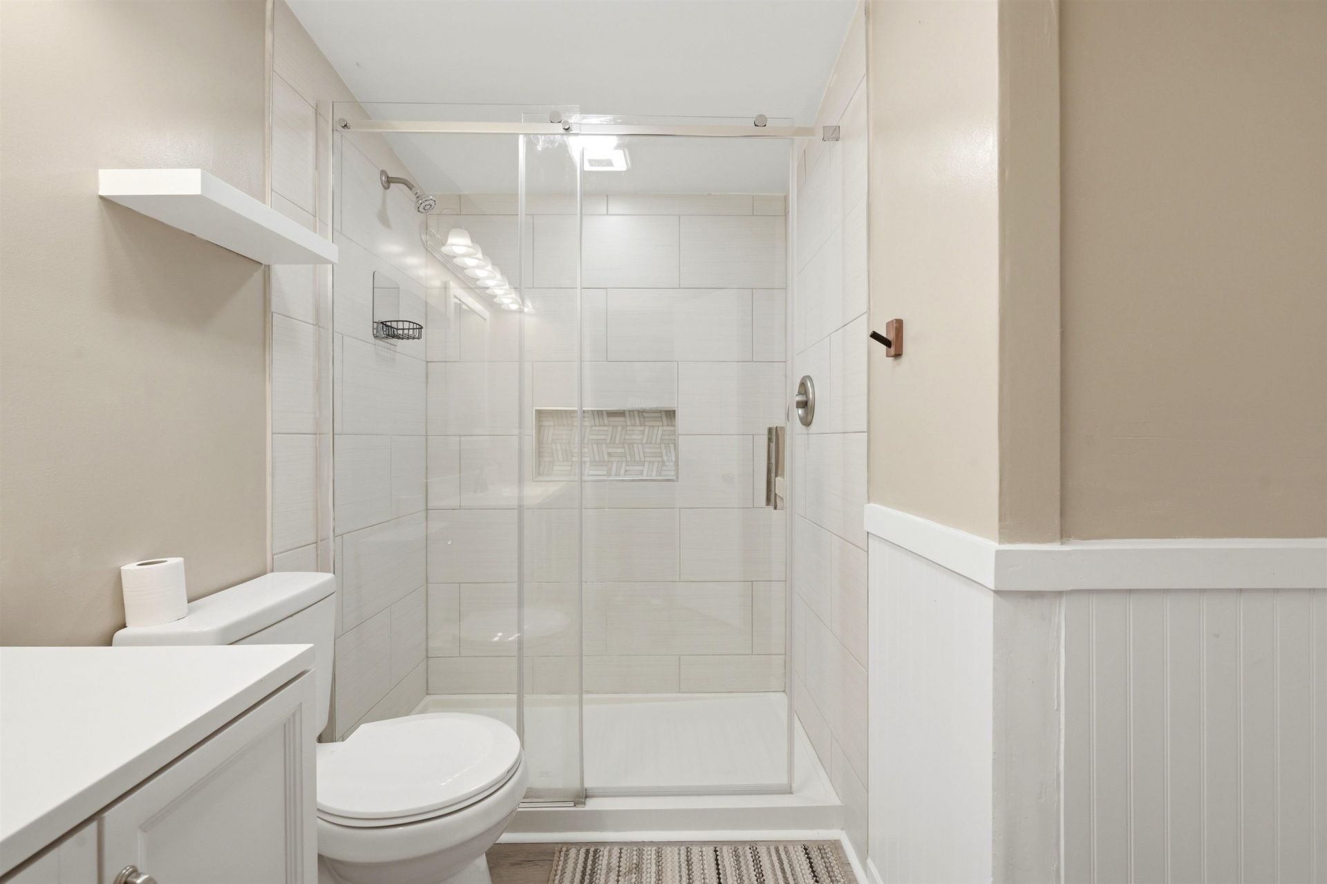 1037 Weslin Creek Dr. Photo 11