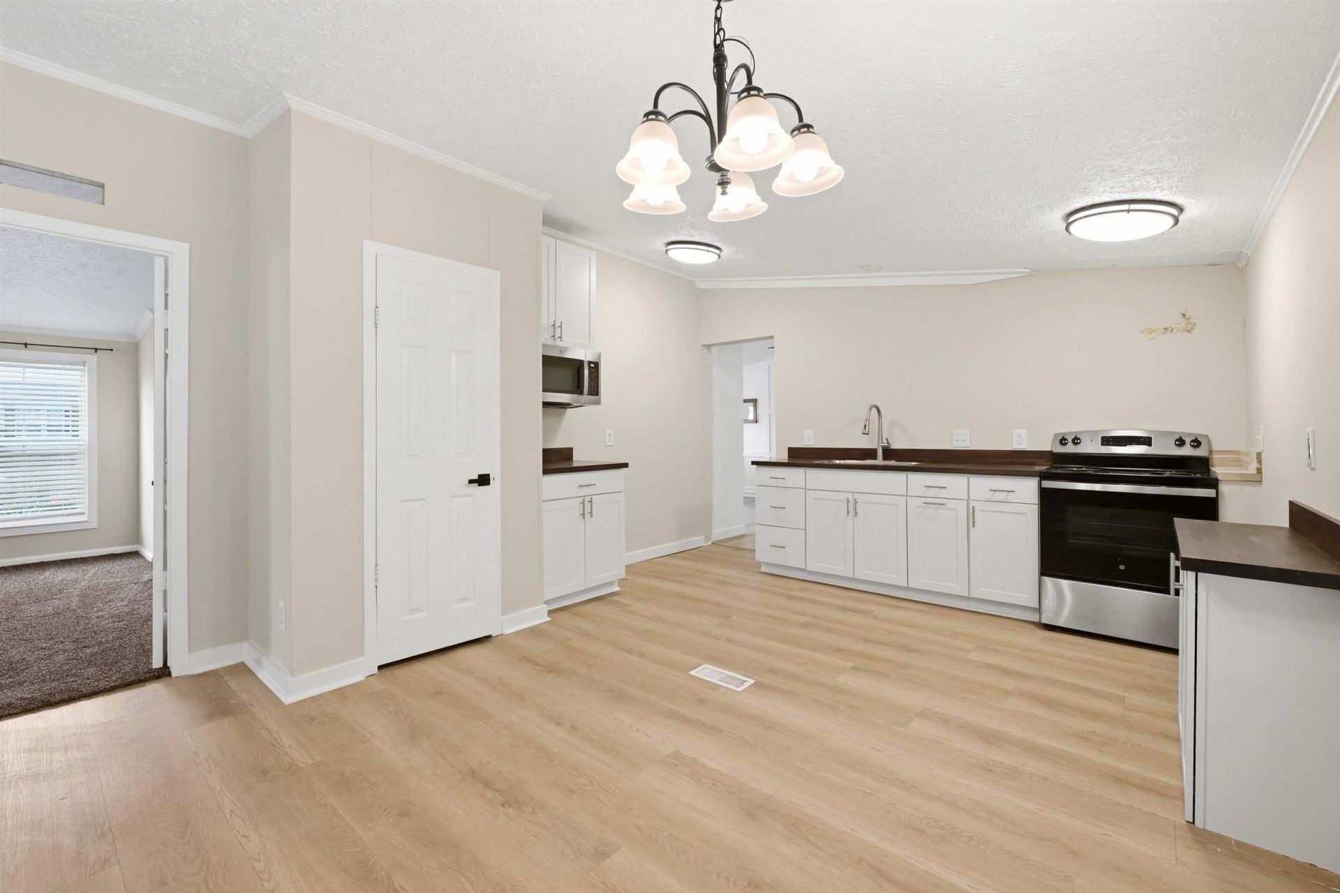 1037 Weslin Creek Dr. Photo 20