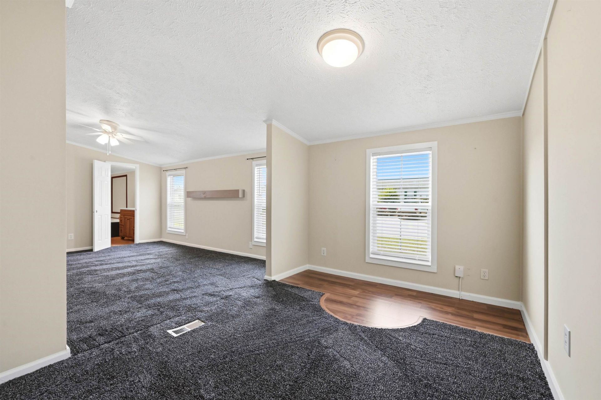 1037 Weslin Creek Dr. Photo 24