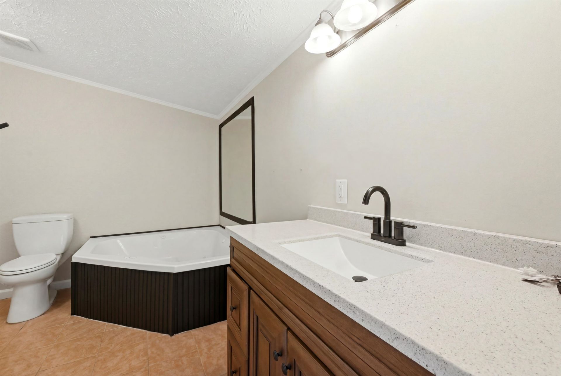 1037 Weslin Creek Dr. Photo 26