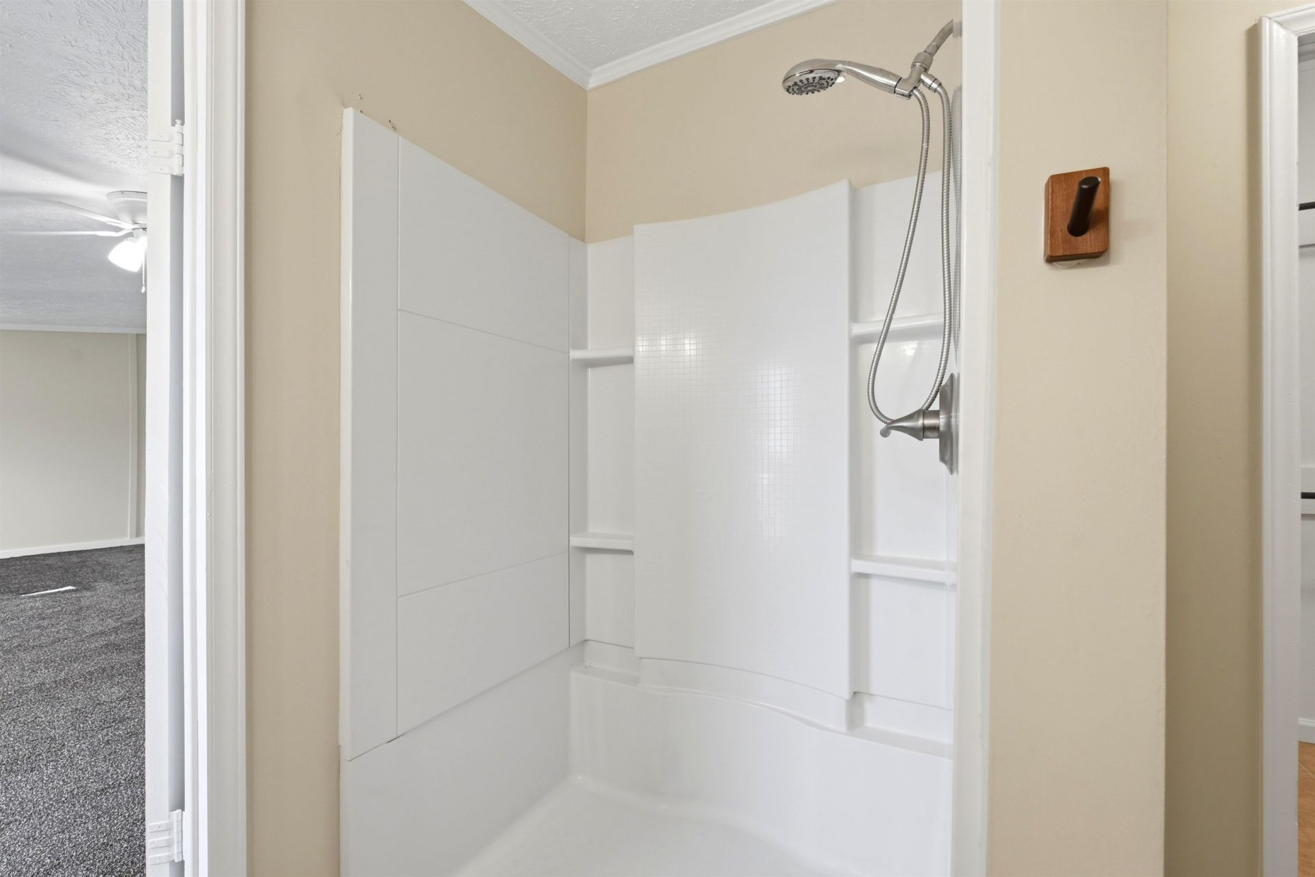 1037 Weslin Creek Dr. Photo 27