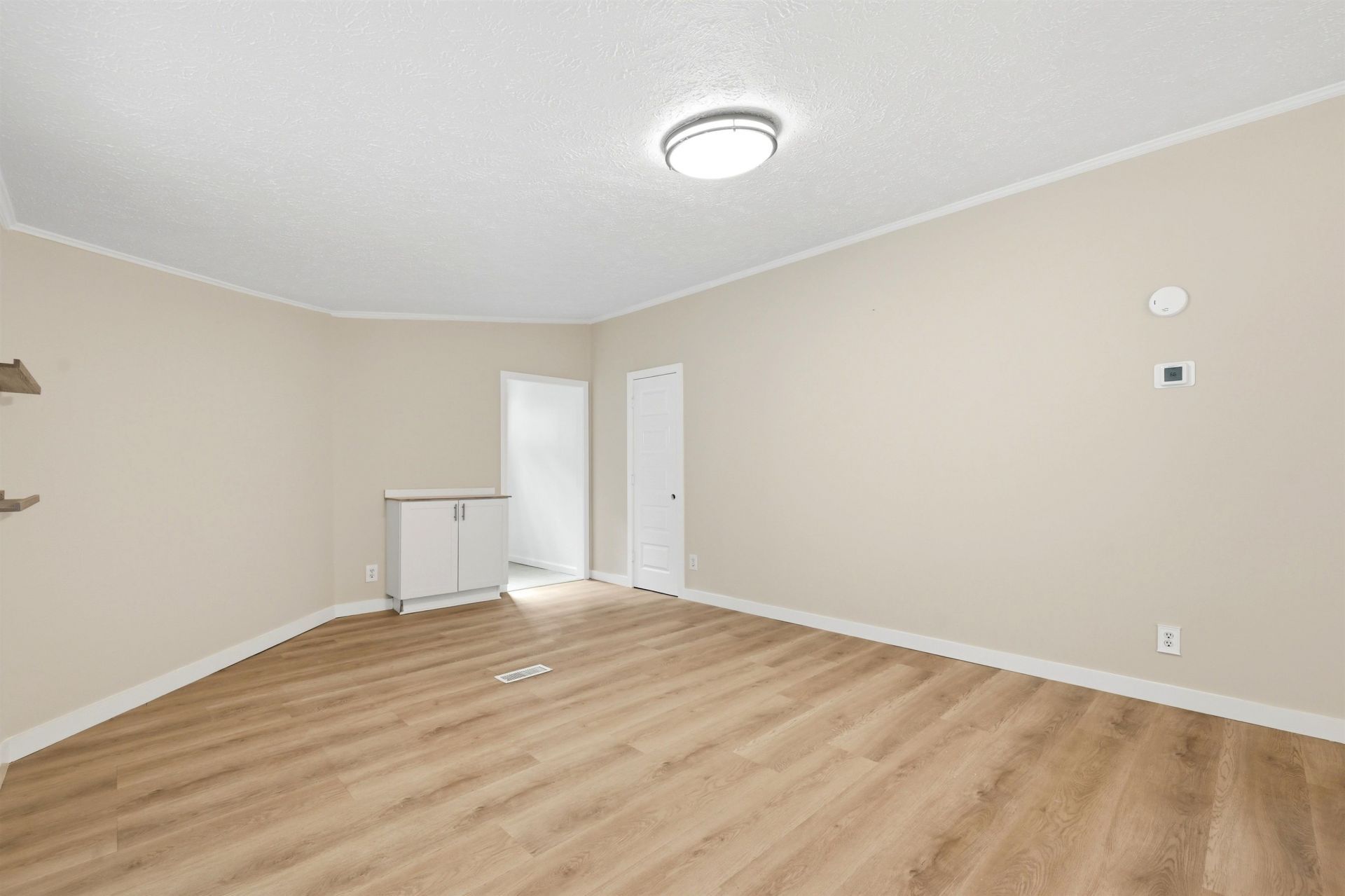 1037 Weslin Creek Dr. Photo 31