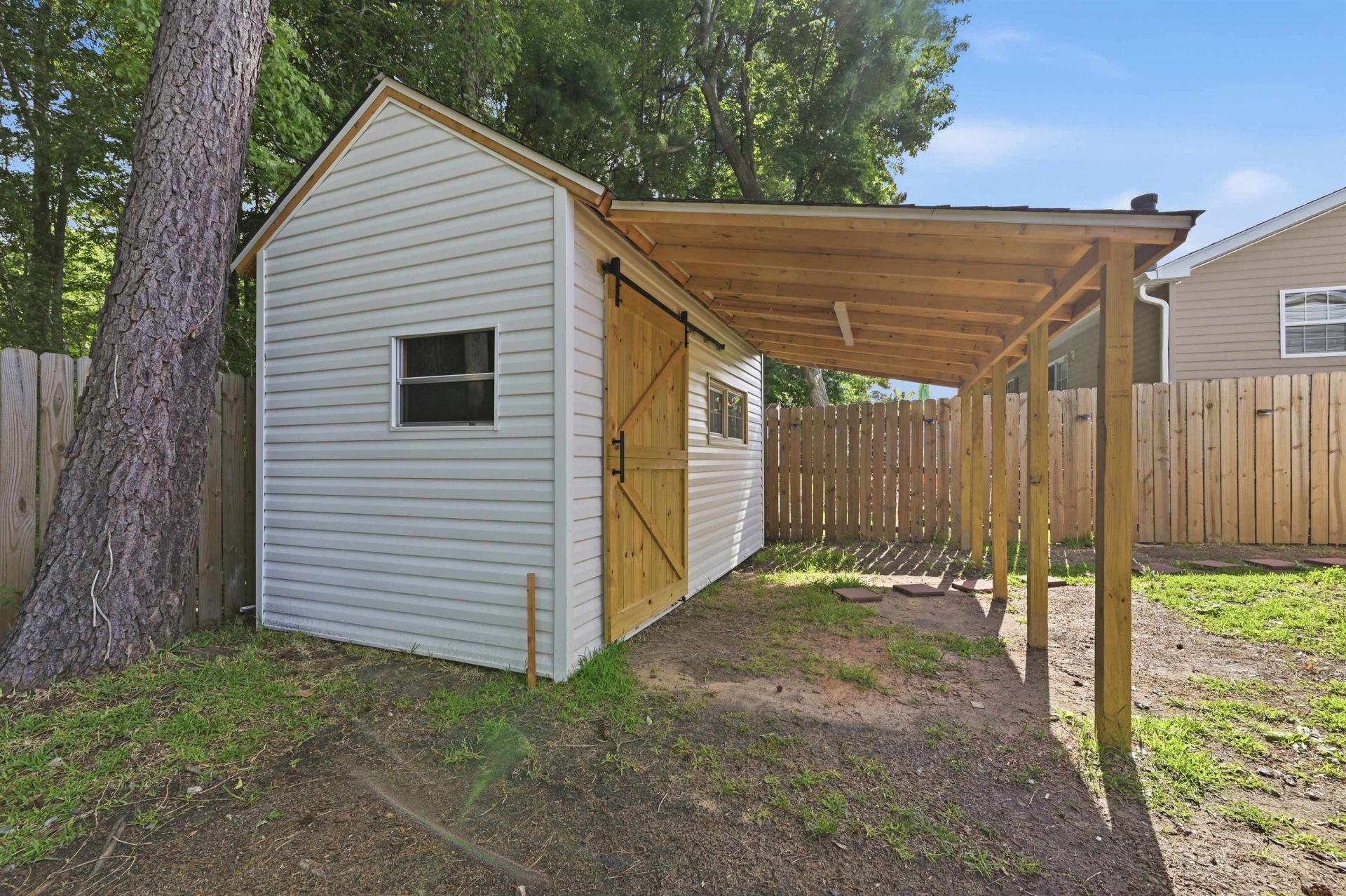 1037 Weslin Creek Dr. Photo 33