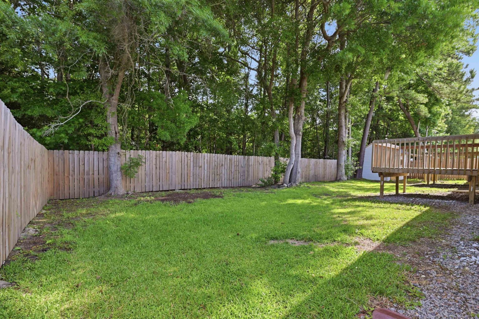 1037 Weslin Creek Dr. Photo 35