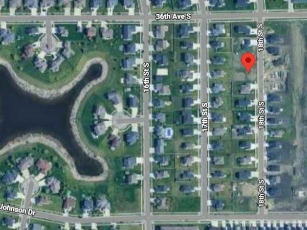 3629 18th Street S, Moorhead, MN 56560
