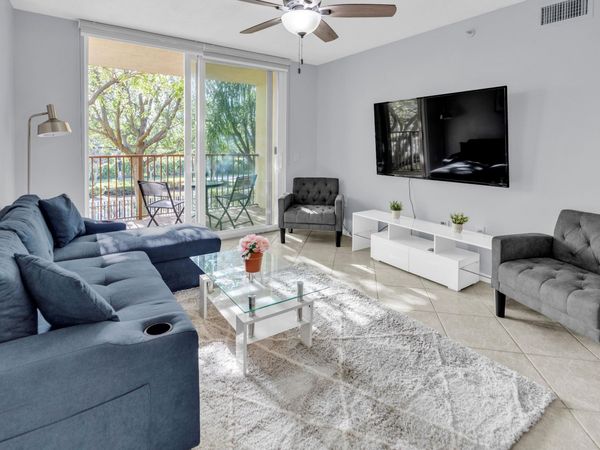 214 Villa Circle, Unit 214, Boynton Beach, FL 33435
