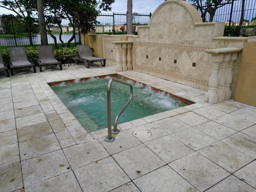 4190 San Marino Boulevard, Unit 106, West Palm Beach, FL 33409 Photo