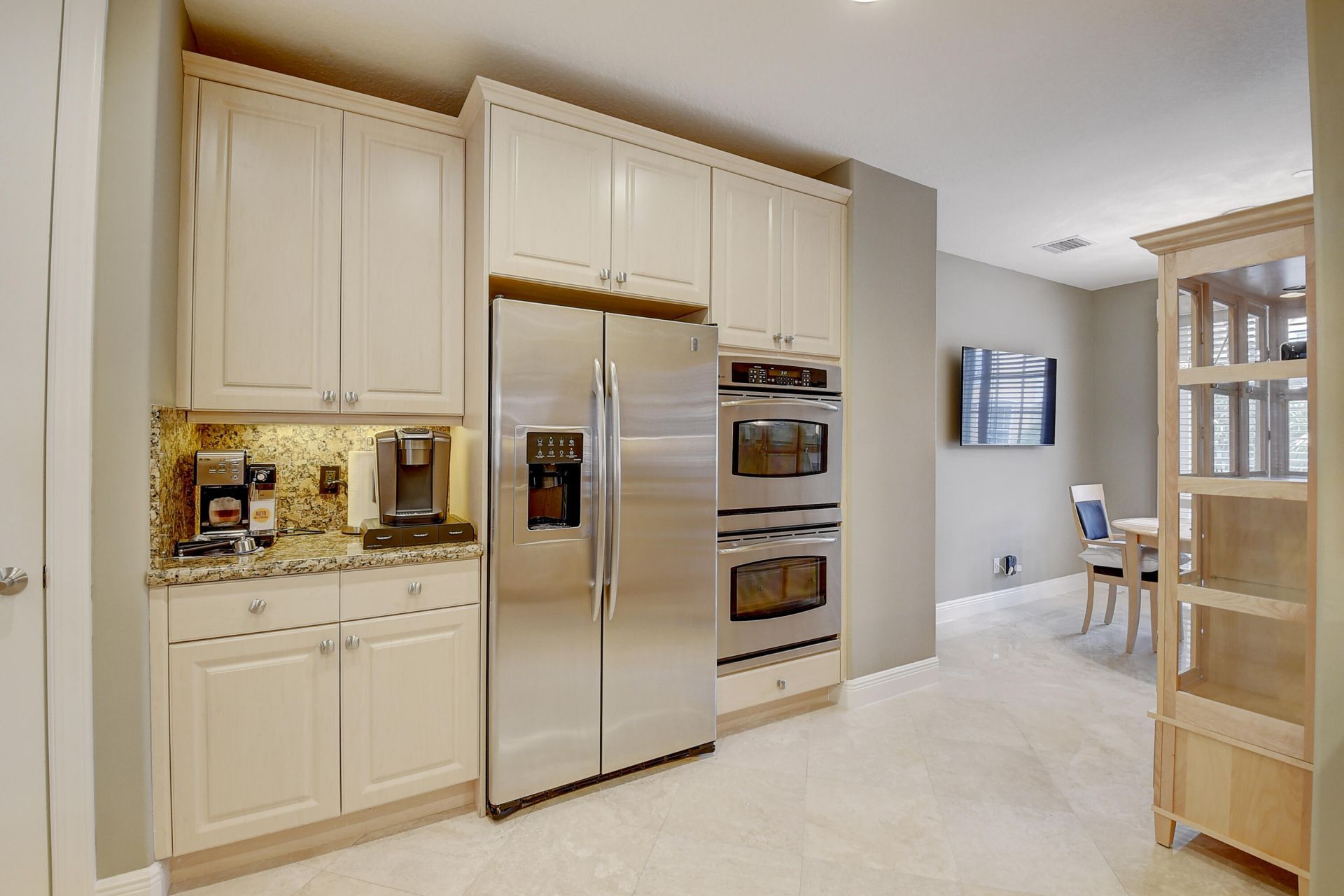 5645 NE Trieste Way, Boca Raton, FL 33487 Photo