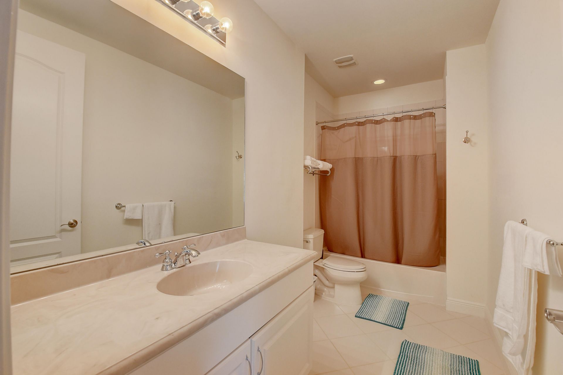 5645 NE Trieste Way, Boca Raton, FL 33487 Photo