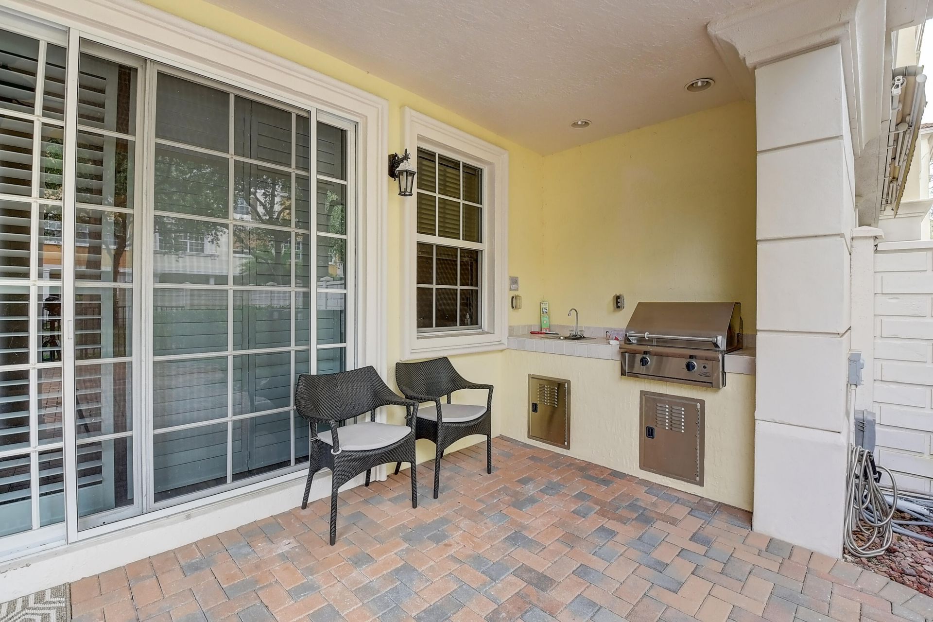 5645 NE Trieste Way, Boca Raton, FL 33487 Photo