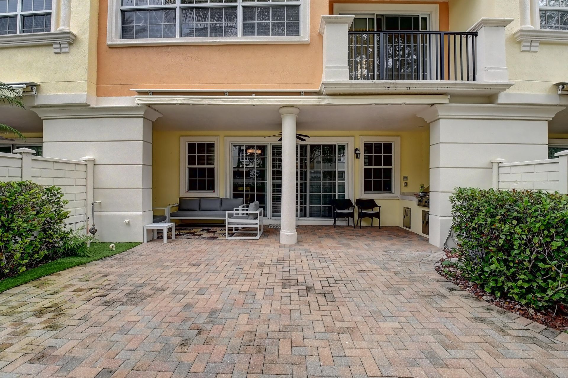 5645 NE Trieste Way, Boca Raton, FL 33487 Photo
