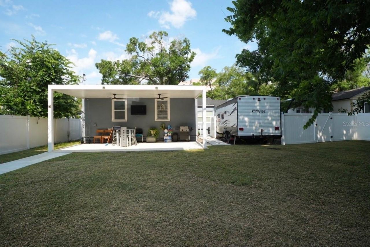 4405 N Tampania Avenue, Tampa, FL 33614 Photo