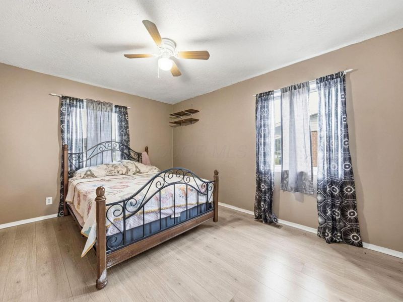 387 Daytona Road, Columbus, OH 43228 Photo 33
