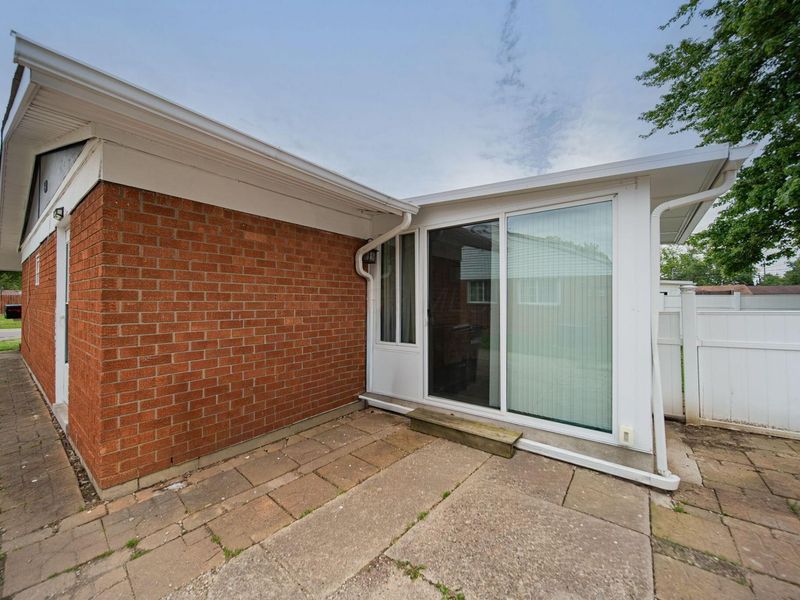 387 Daytona Road, Columbus, OH 43228 Photo 44