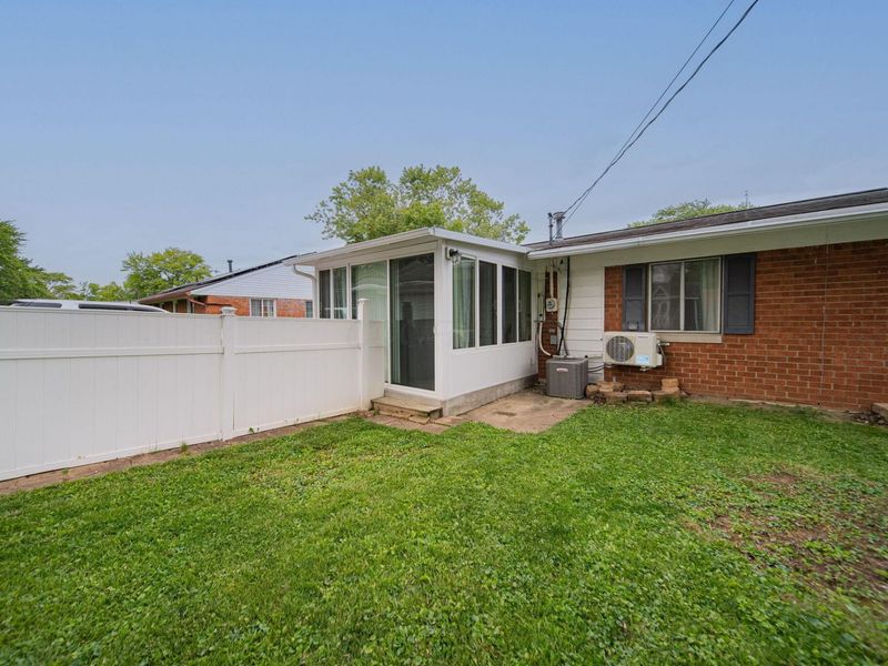 387 Daytona Road, Columbus, OH 43228 Photo 45