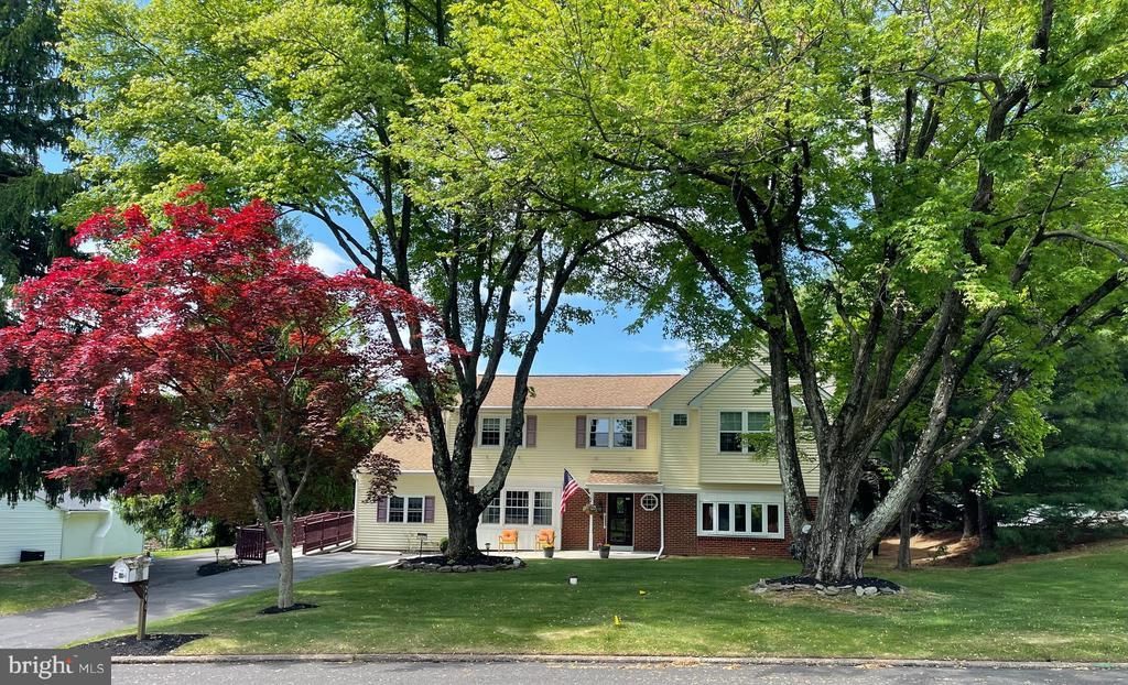 244 WISTERIA DRIVE, SOUTHAMPTON, PA 18966
