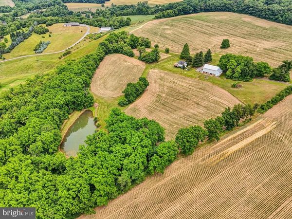 1269 POSSUM LANE, LEESPORT, PA 19533