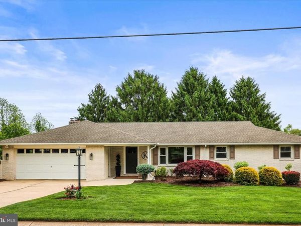 3126 SKYLIGHT DRIVE E, YORK, PA 17402